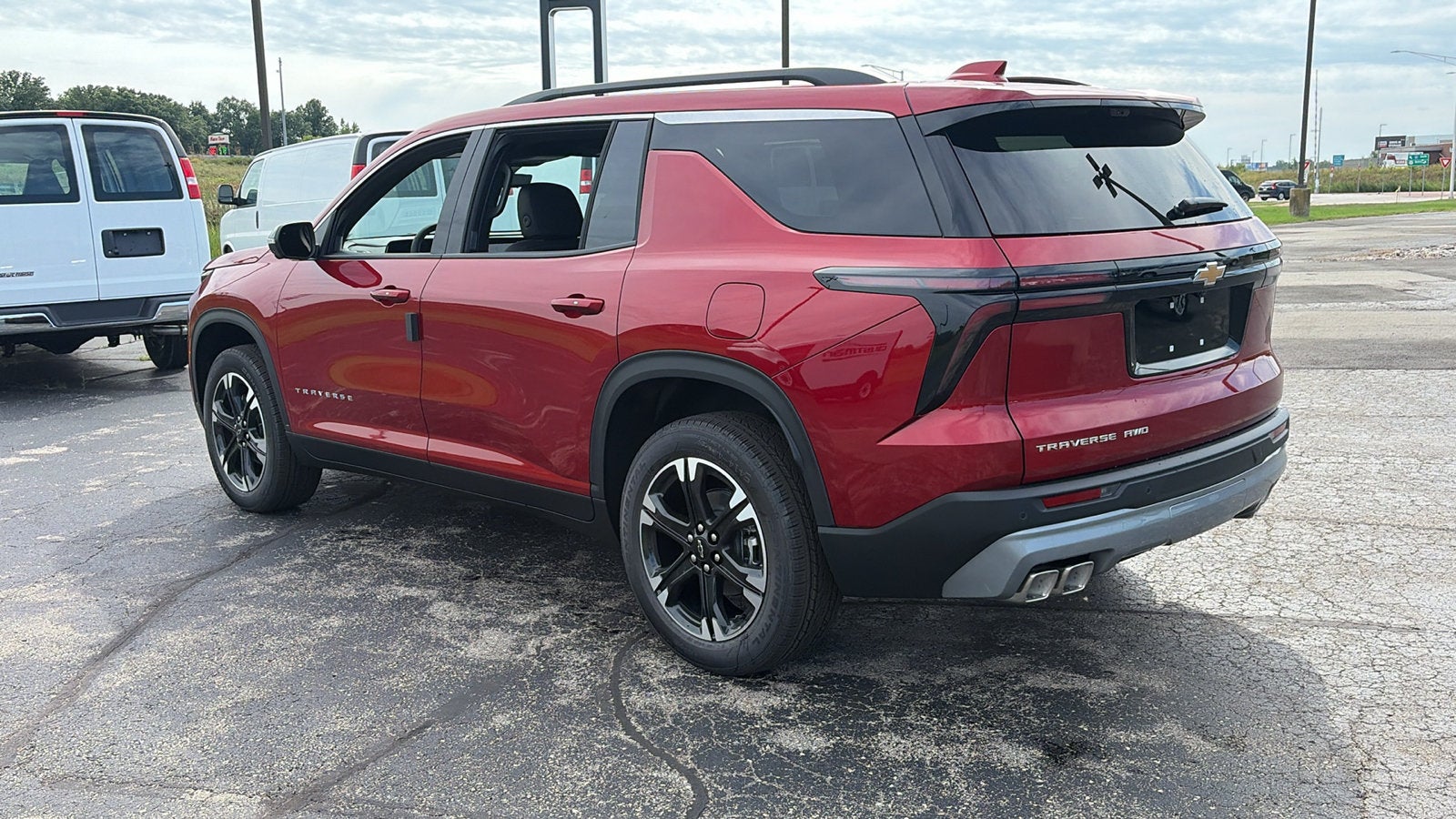 2027 Chevrolet Traverse LT