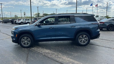 2025 Chevrolet Traverse LT