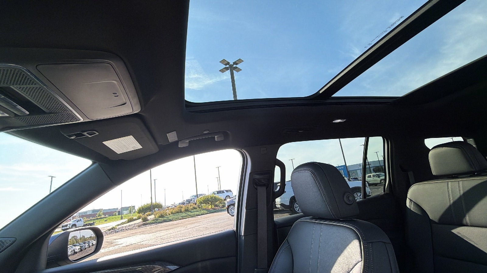 2026 Chevrolet Traverse High Country - Photo 22