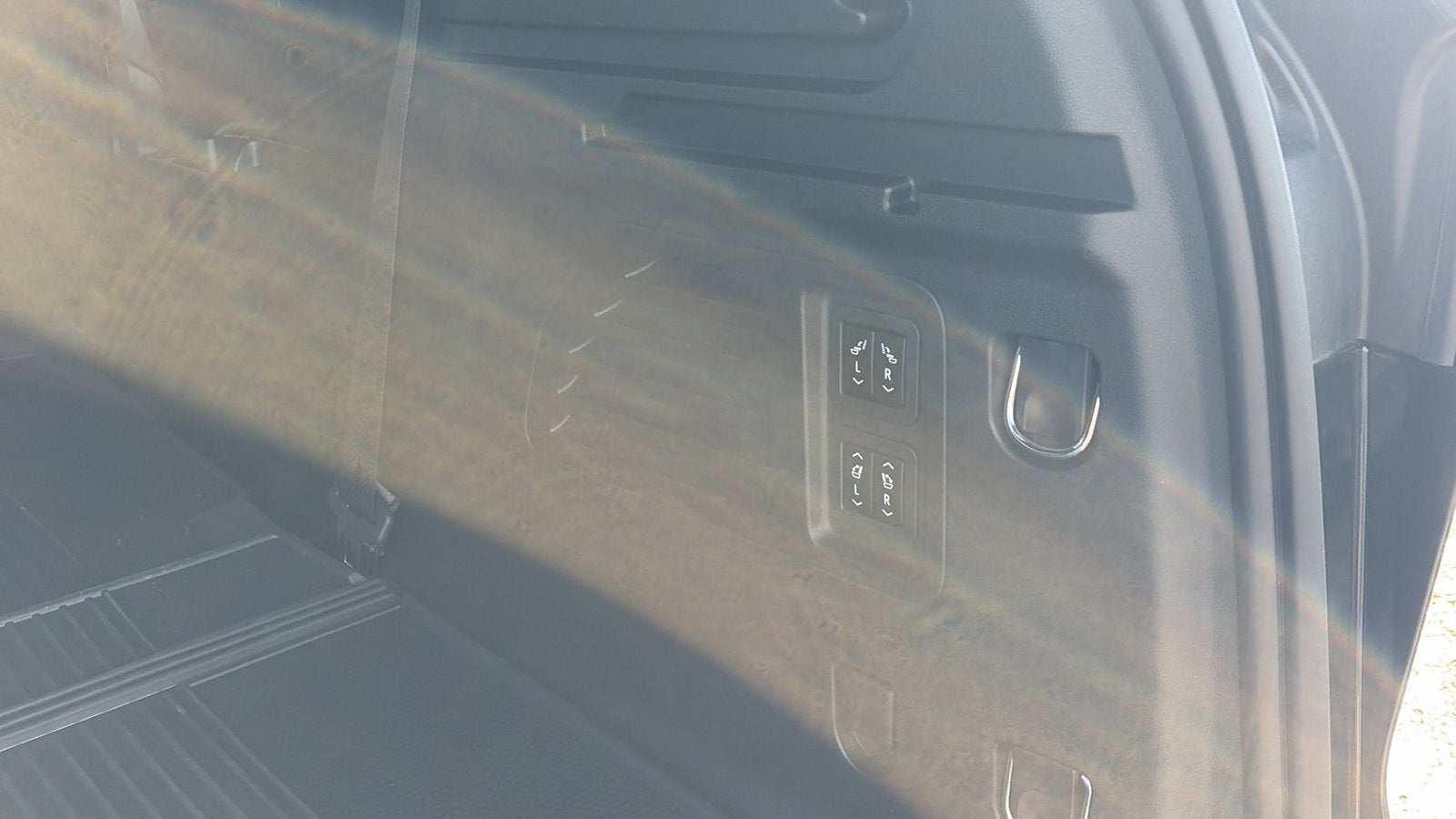 2026 Chevrolet Traverse High Country - Photo 32