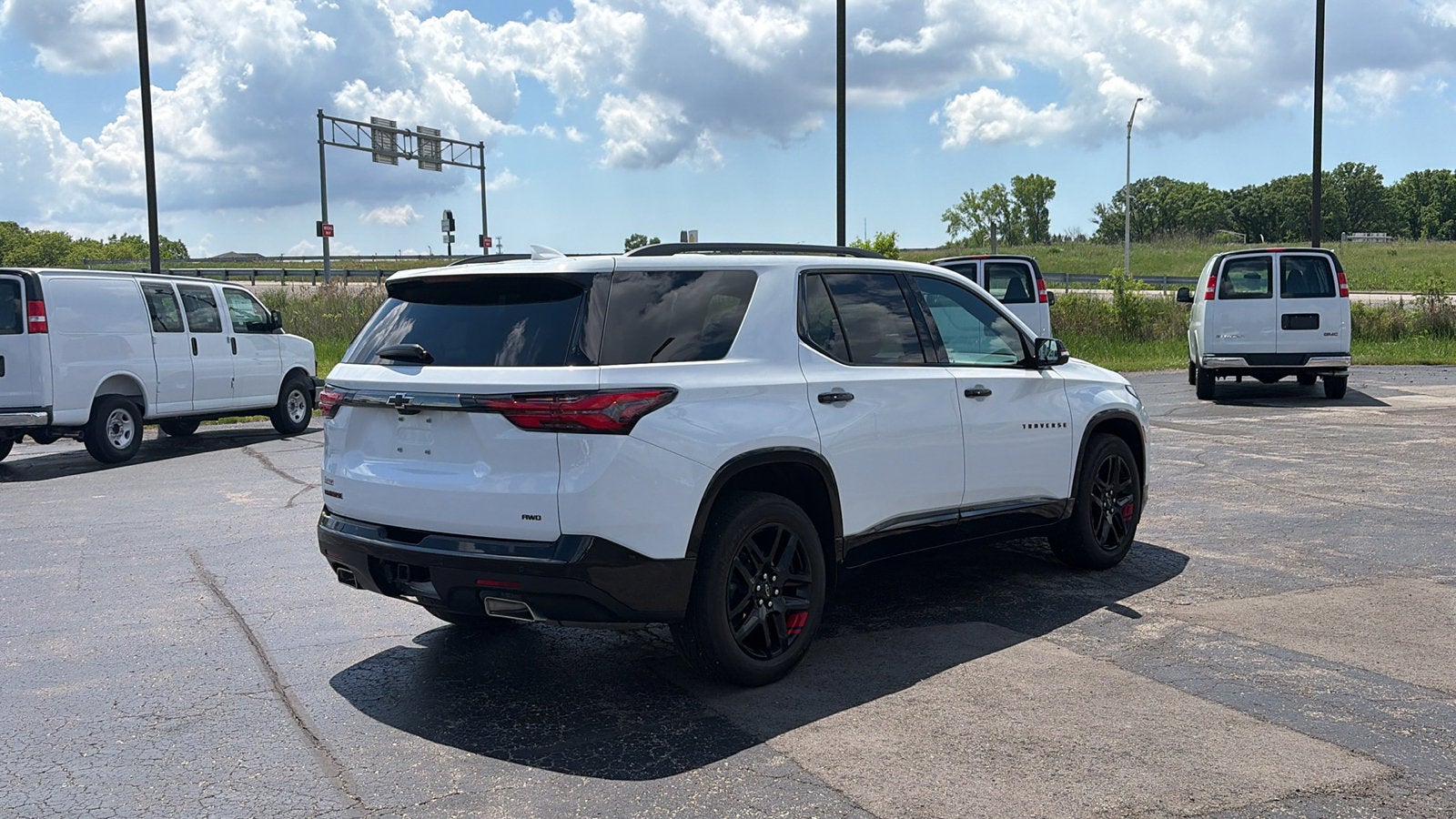2023 Chevrolet Traverse Premier