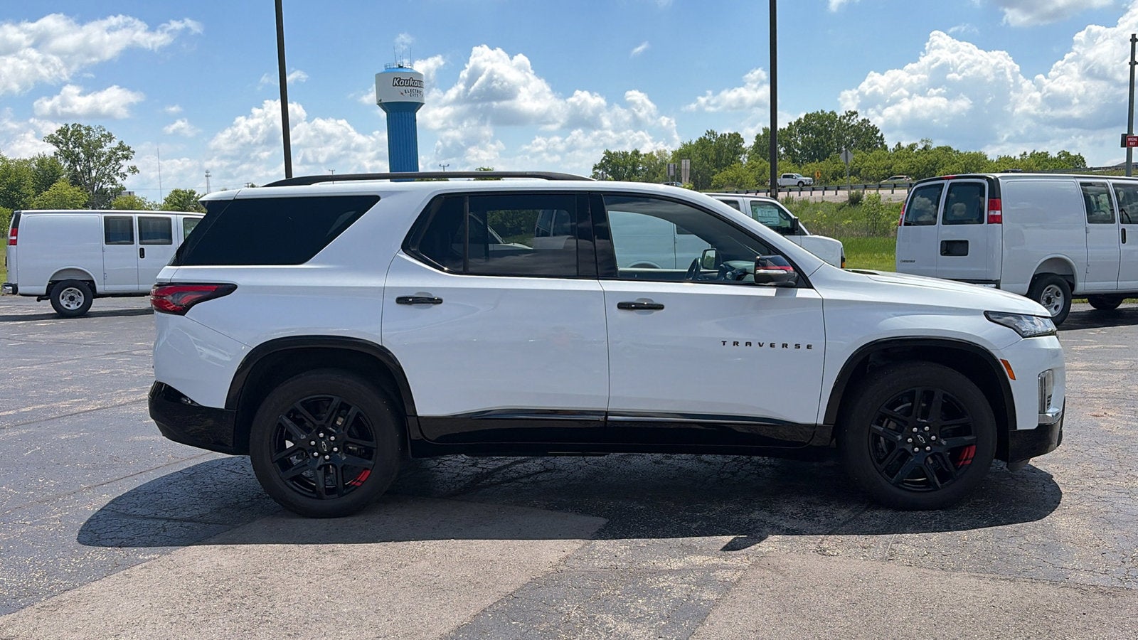 2023 Chevrolet Traverse Premier