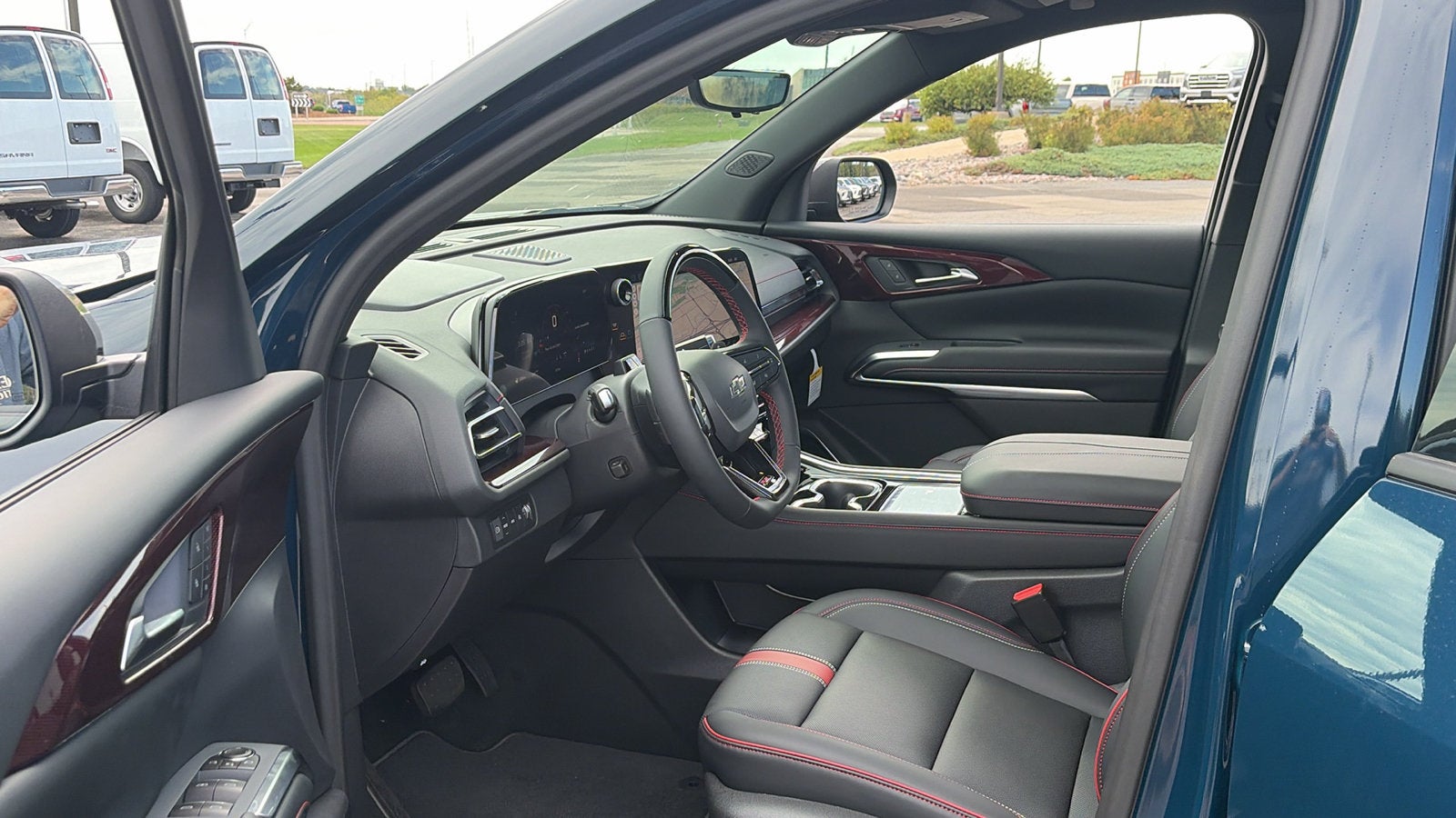 2027 Chevrolet Traverse RS