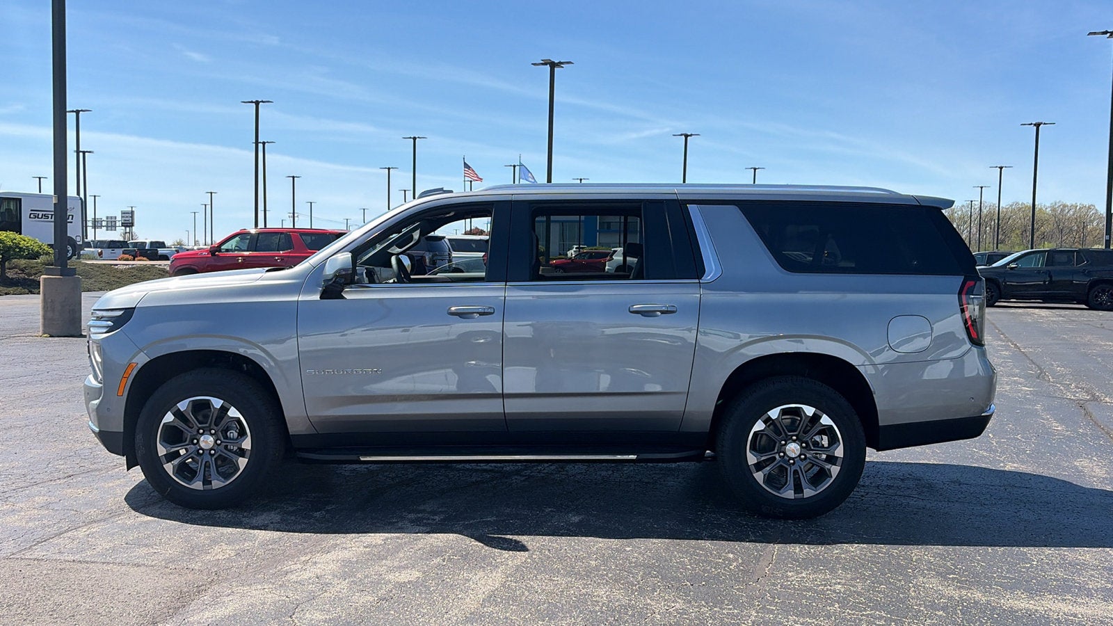 2026 Chevrolet Suburban LT