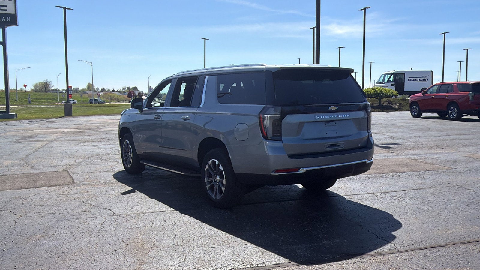 2026 Chevrolet Suburban LT