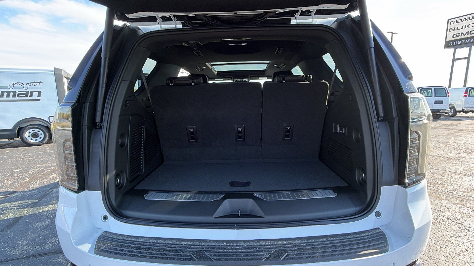 2027 Chevrolet Tahoe RST