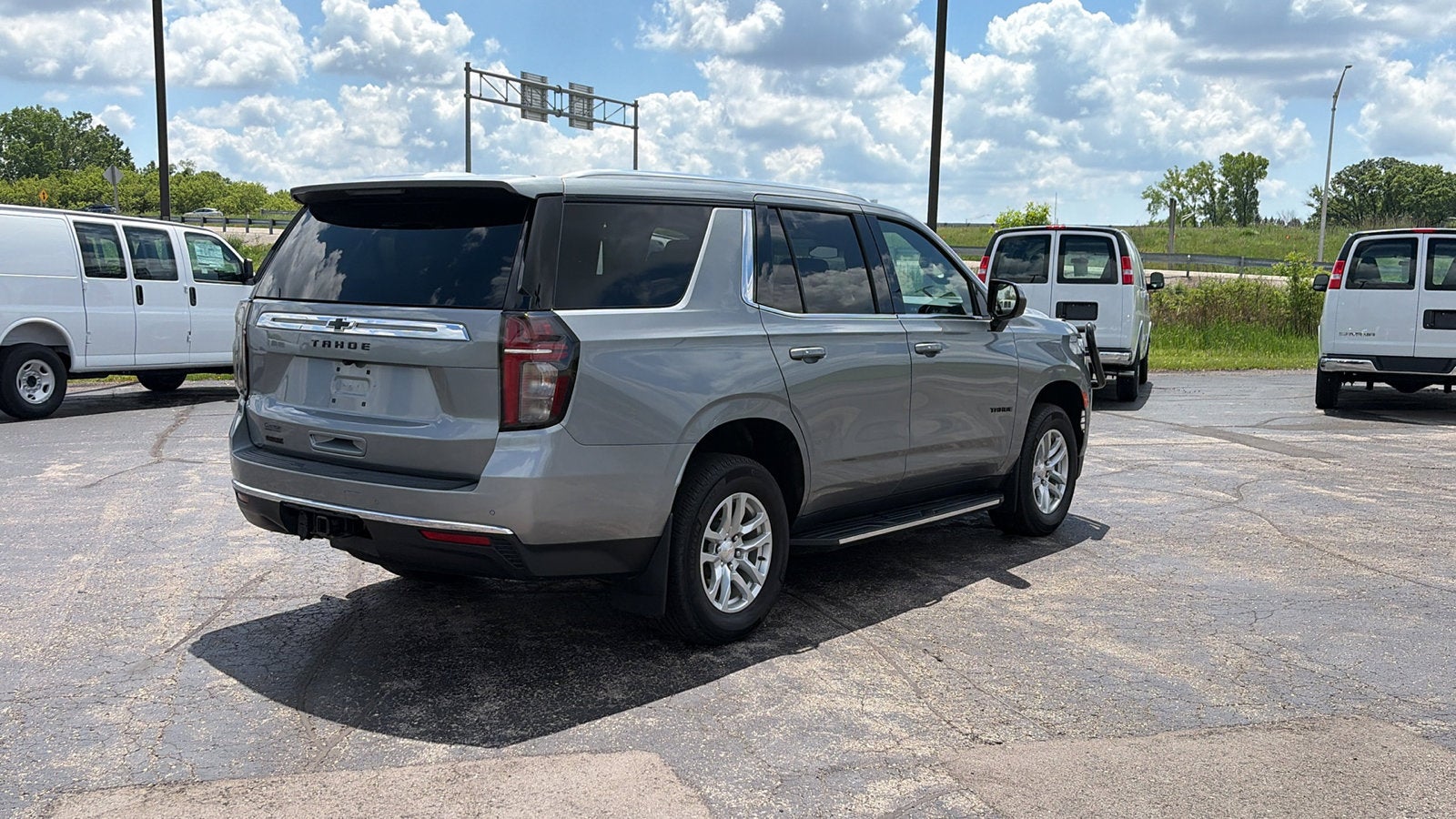 2023 Chevrolet Tahoe LS