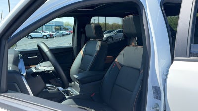 2025 GMC Canyon AT4