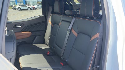 2025 GMC Canyon AT4