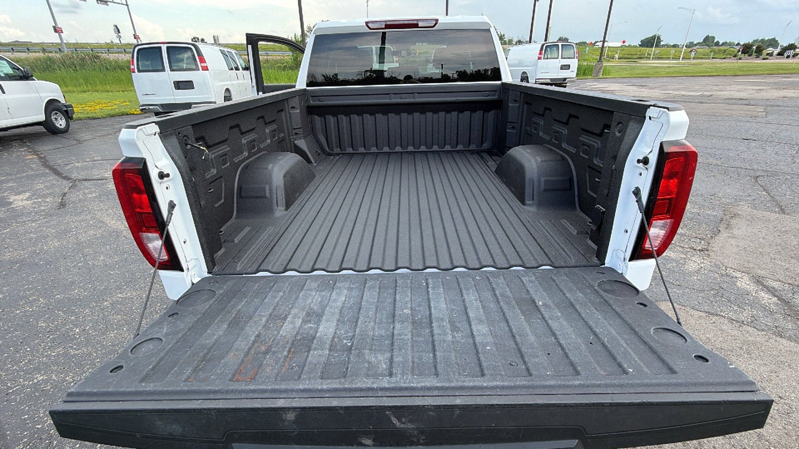 2023 GMC Sierra 1500 Pro