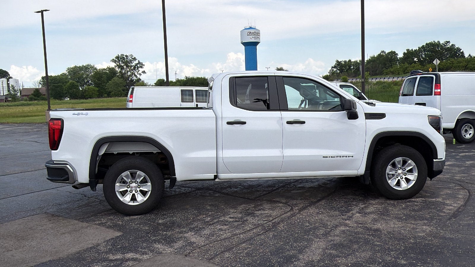 2023 GMC Sierra 1500 Pro