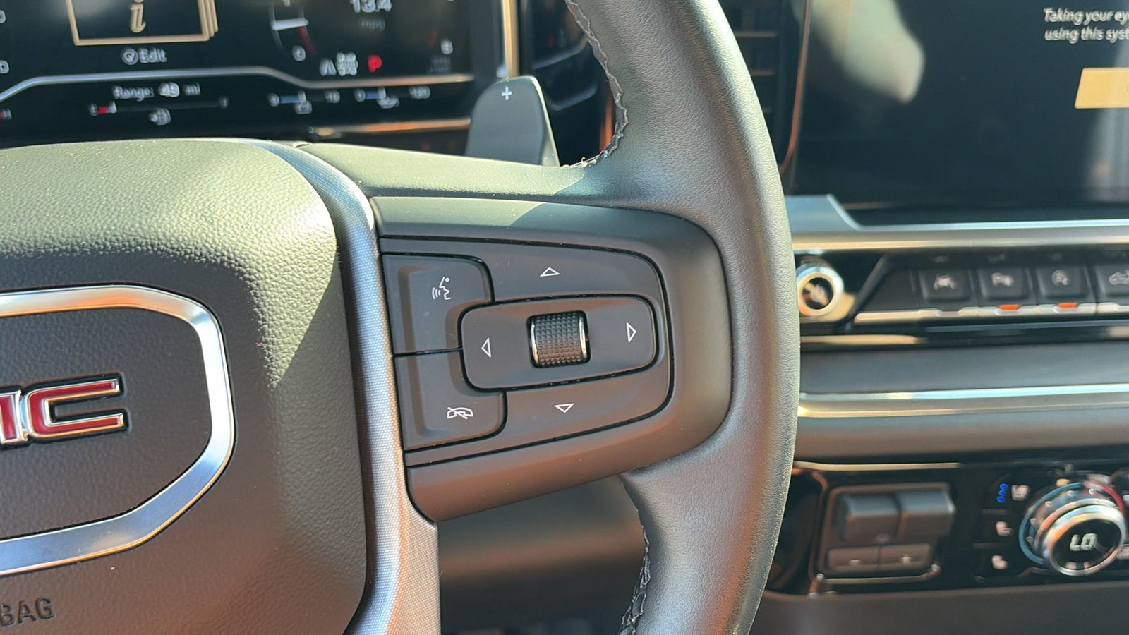 2023 GMC Sierra 1500 SLT - Photo 14