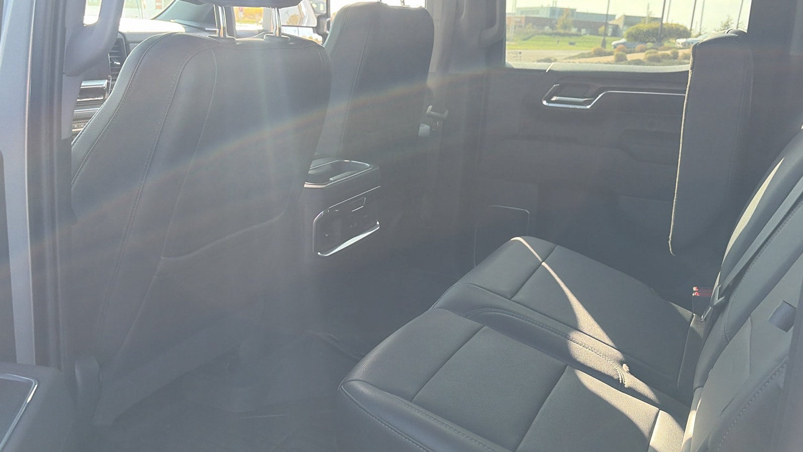 2023 GMC Sierra 1500 SLT - Photo 28