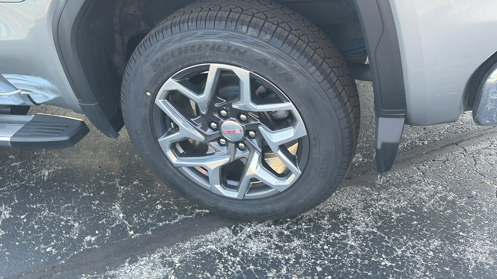 2023 GMC Sierra 1500 SLT - Photo 30