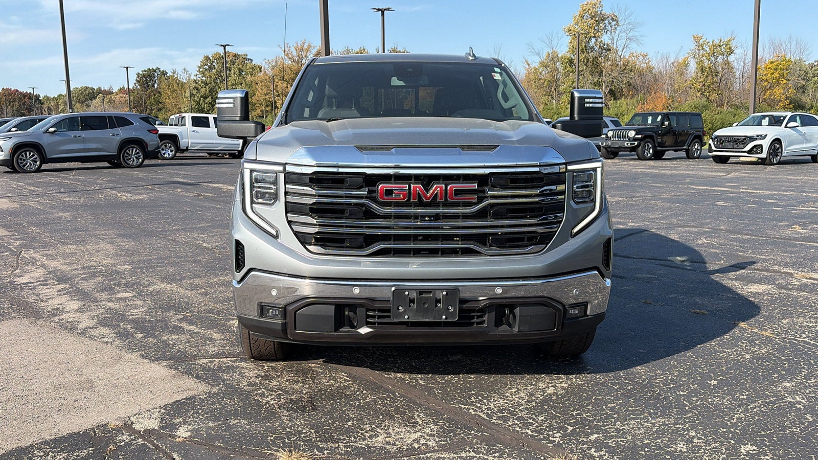 2023 GMC Sierra 1500 SLT - Photo 8