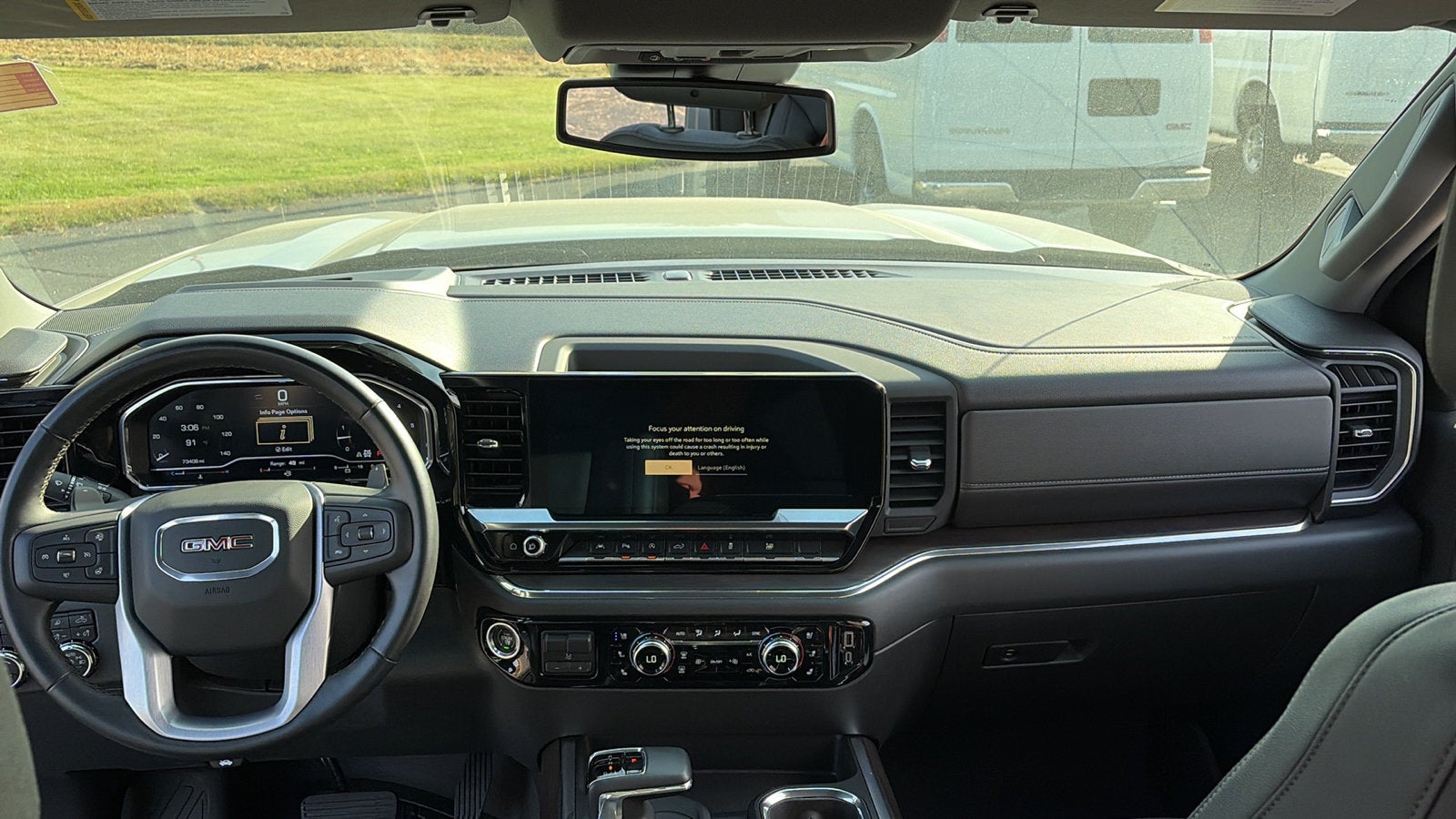2023 GMC Sierra 1500 SLT - Photo 9