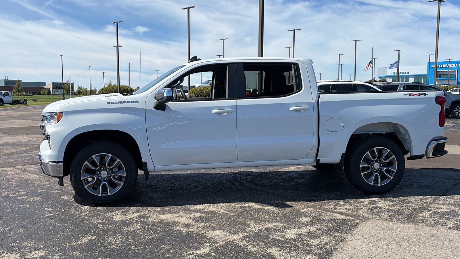 2026 Chevrolet Silverado 1500 LT (2FL)