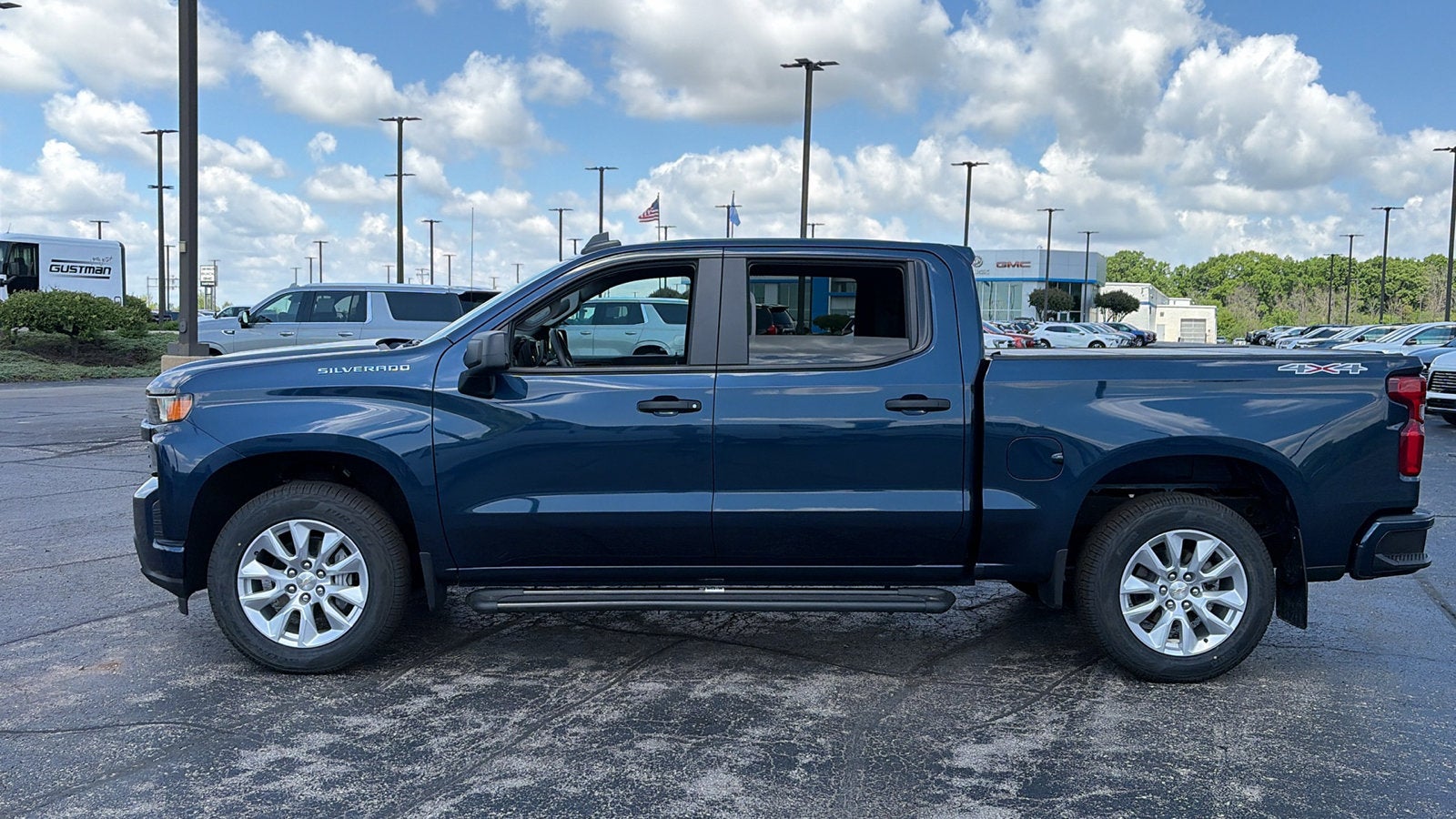 2020 Chevrolet Silverado 1500 Custom