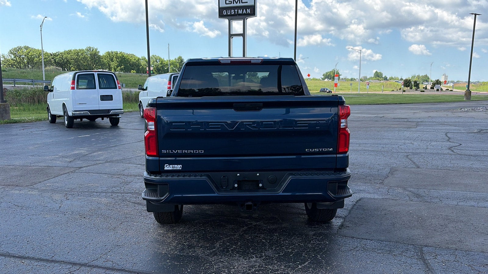 2020 Chevrolet Silverado 1500 Custom
