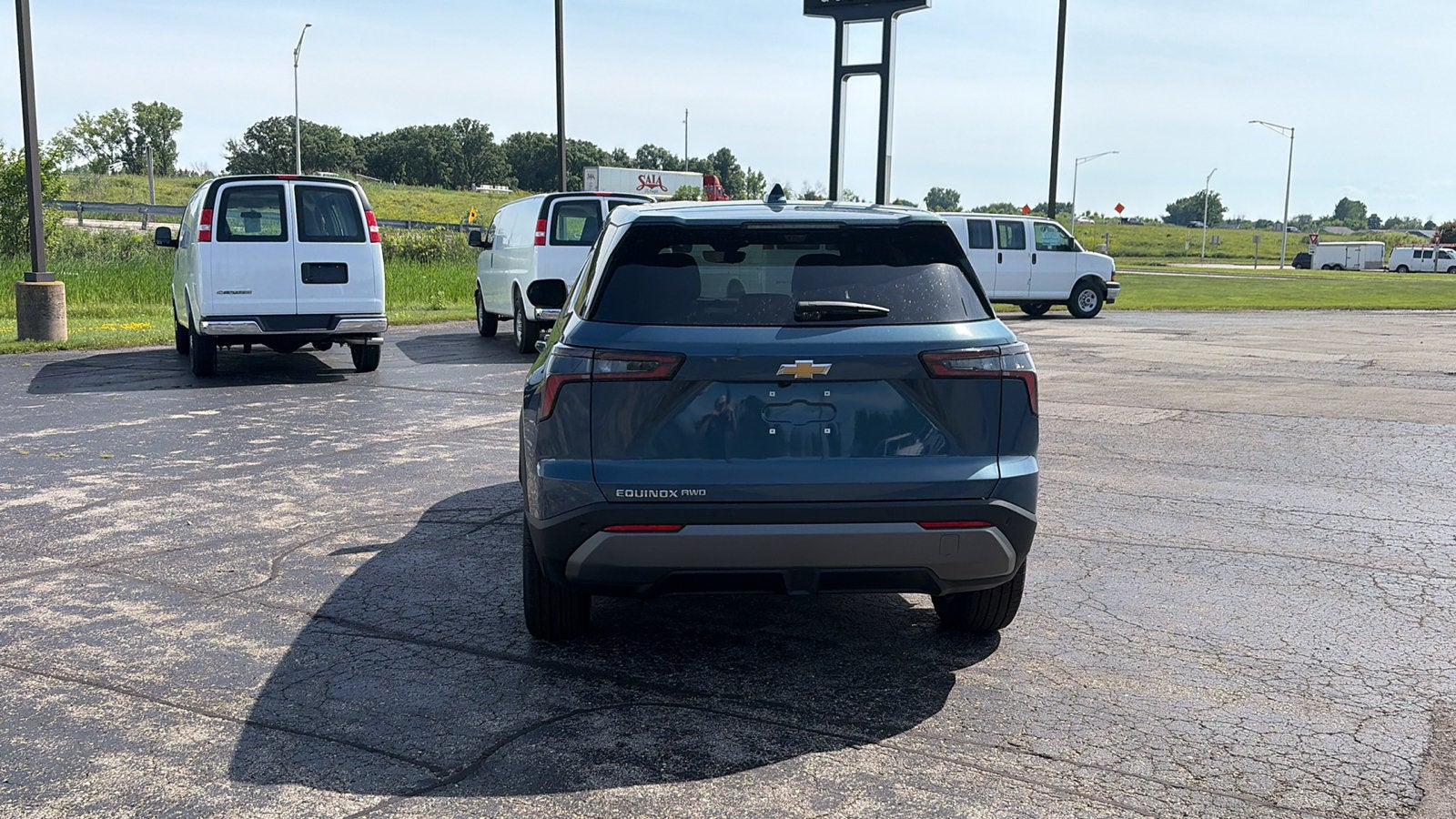 2027 Chevrolet Equinox LT