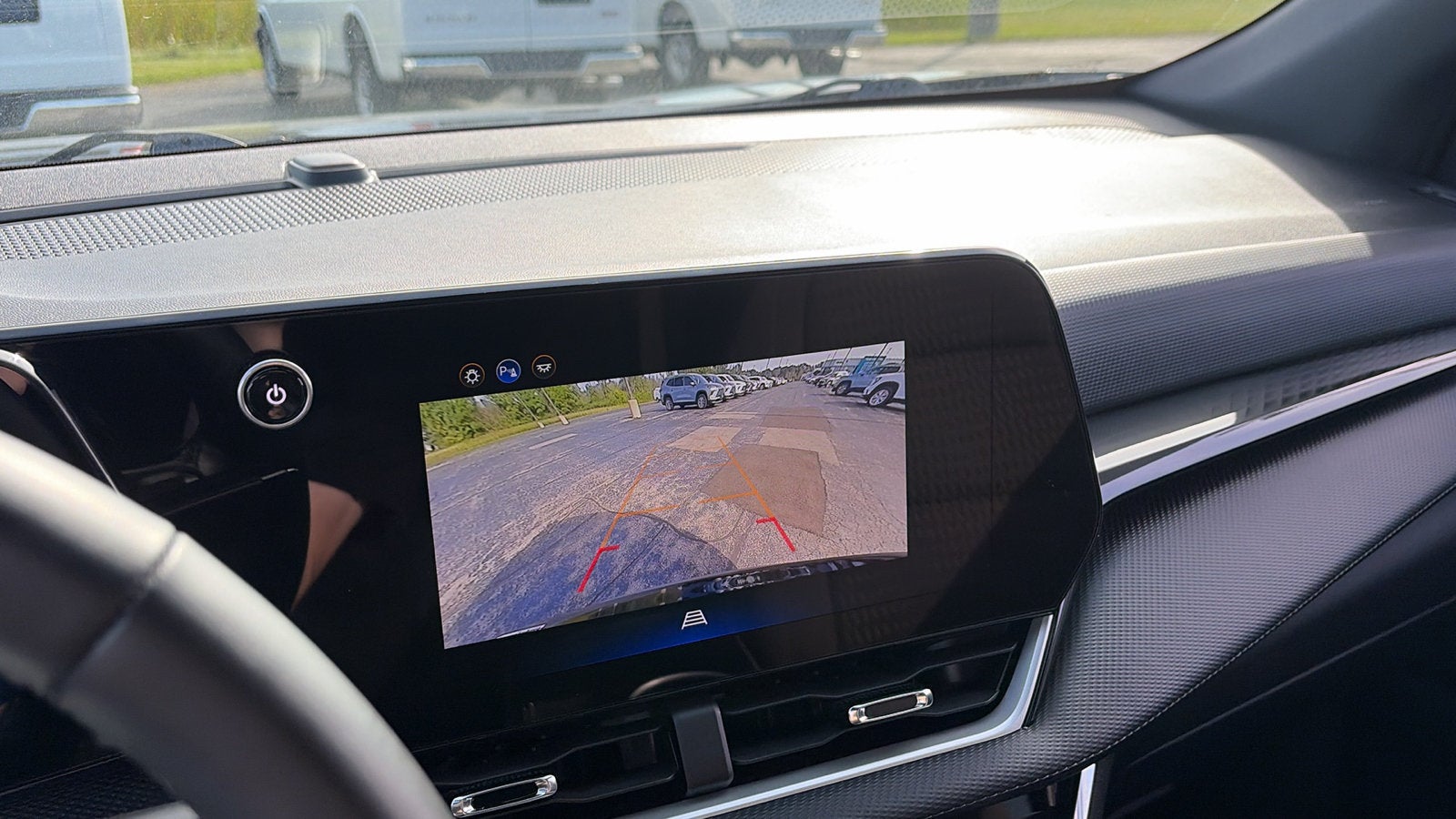 2026 Chevrolet Equinox LT - Photo 18