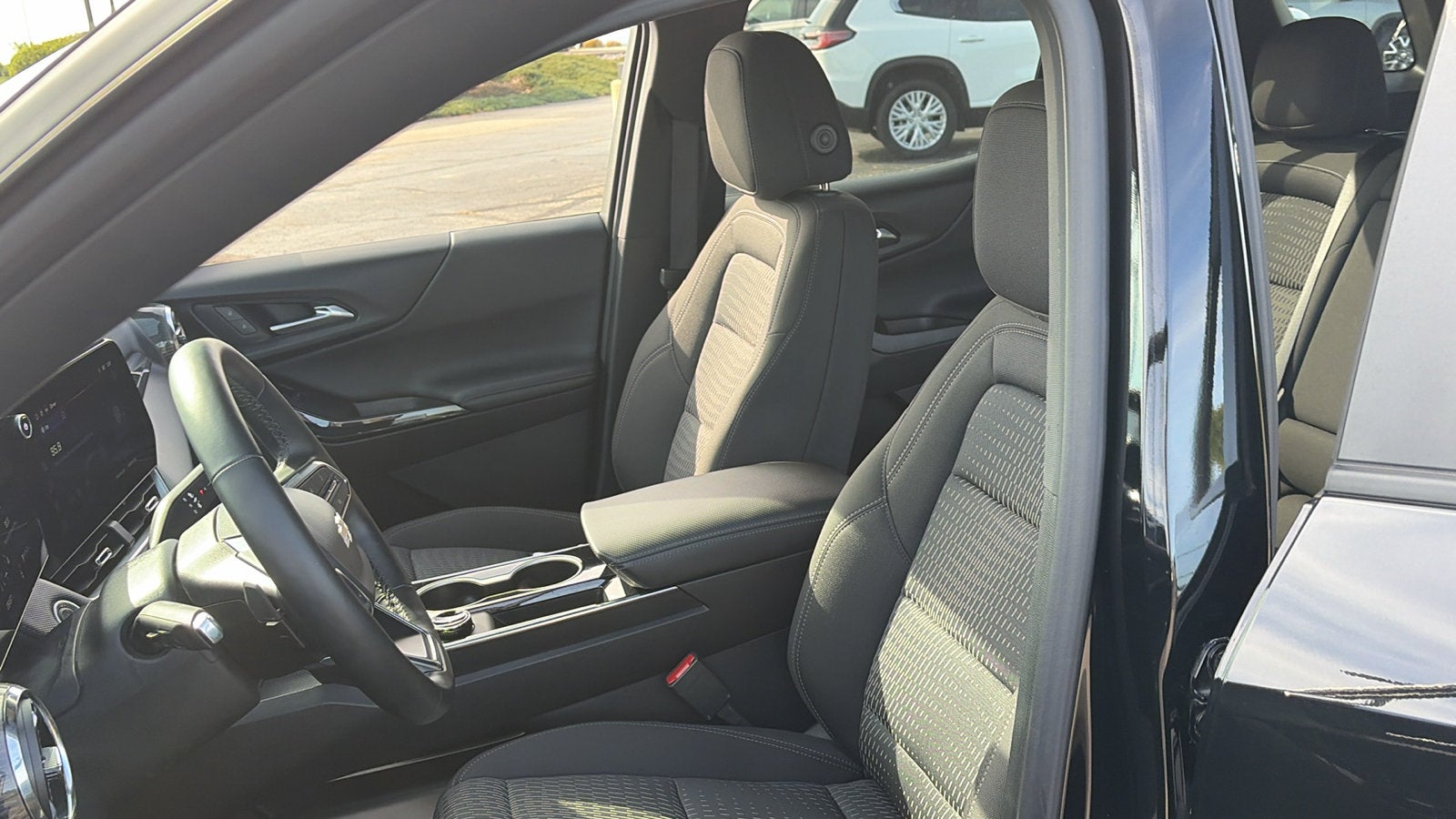 2026 Chevrolet Equinox LT - Photo 26