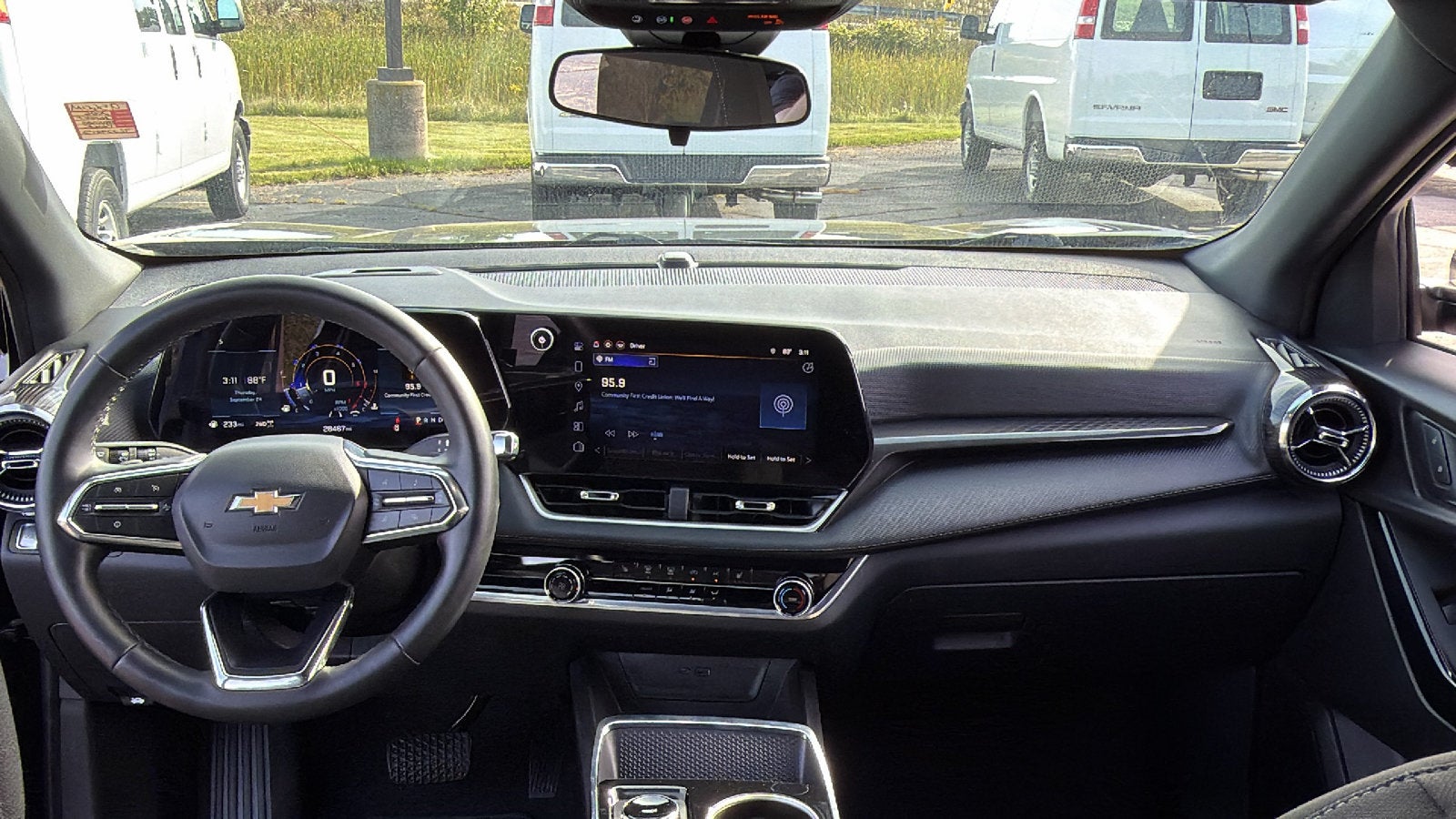 2026 Chevrolet Equinox LT - Photo 9