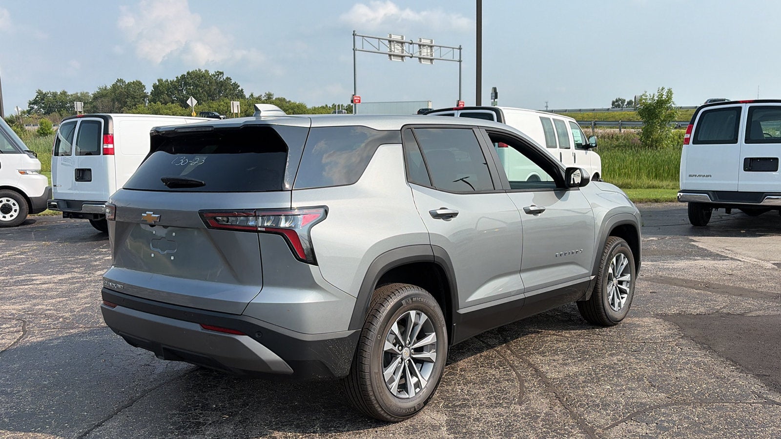 2027 Chevrolet Equinox LT