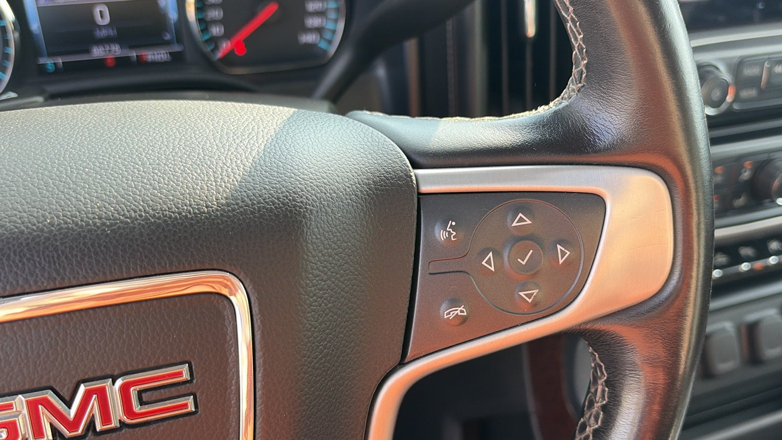 2018 GMC Sierra 1500 SLT - Photo 14