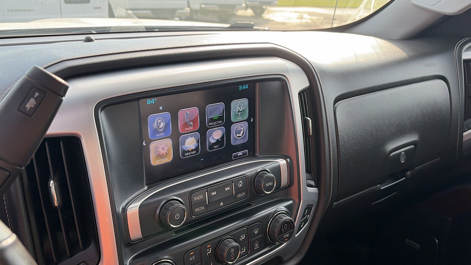 2018 GMC Sierra 1500 SLT - Photo 16