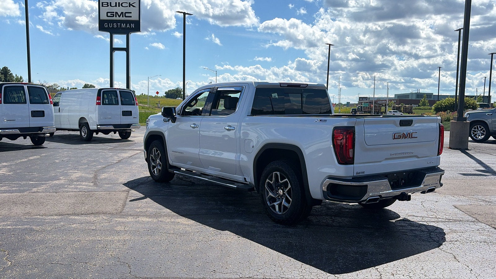 2023 GMC Sierra 1500 SLT