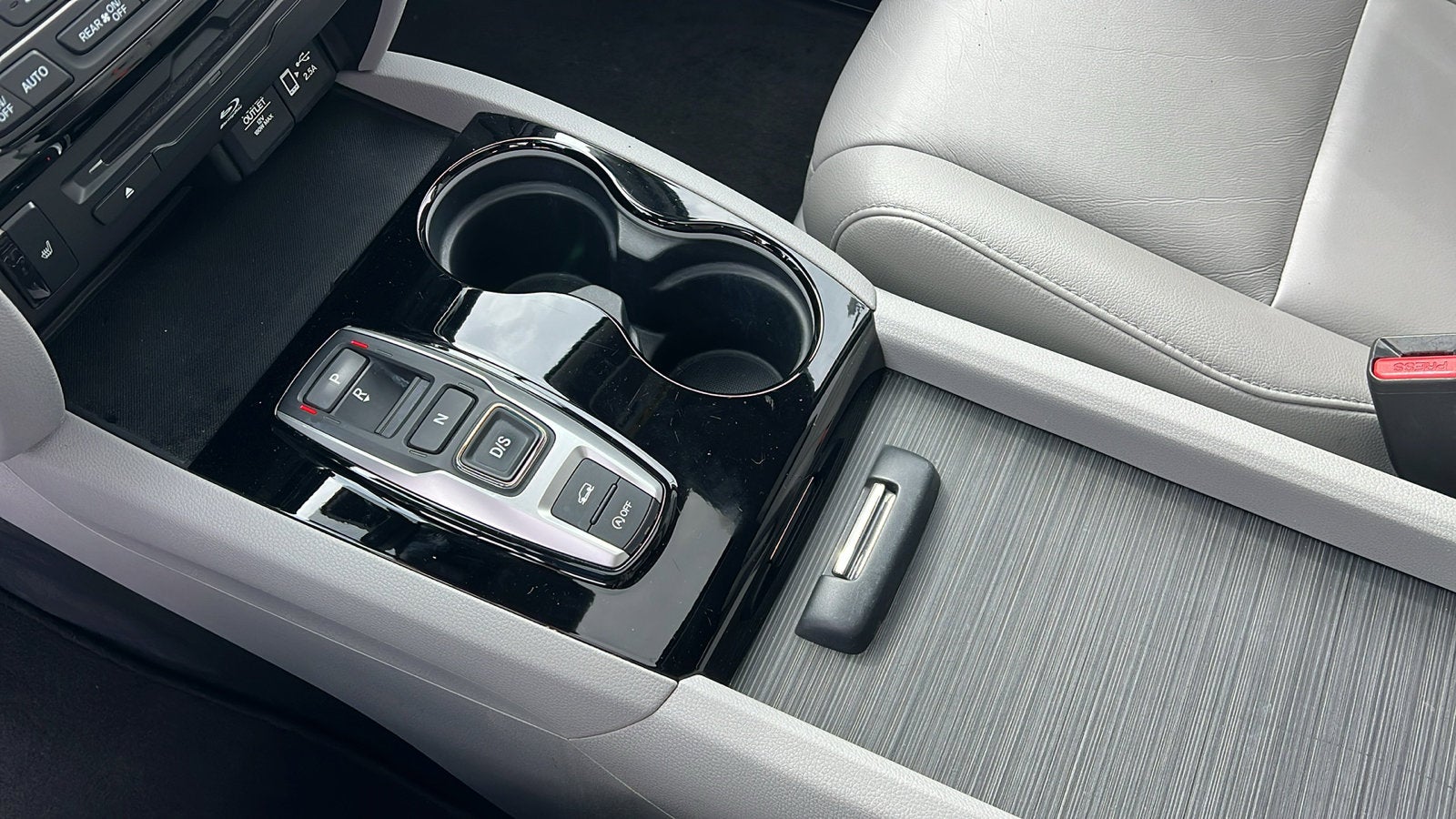 2021 Honda Pilot AWD Touring 8 Passenger