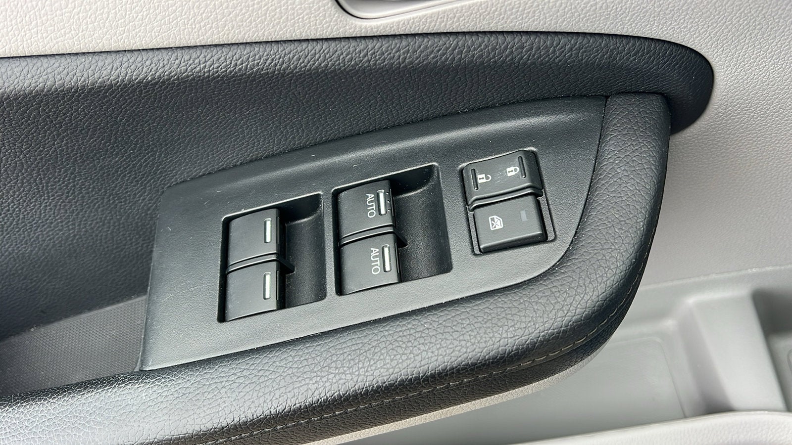 2021 Honda Pilot AWD Touring 8 Passenger