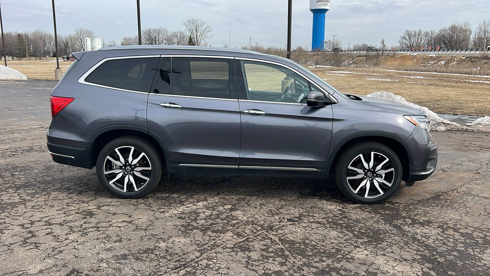 2021 Honda Pilot AWD Touring 8 Passenger