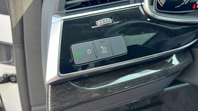 2025 Audi Q8 Premium Plus 55 TFSI quattro